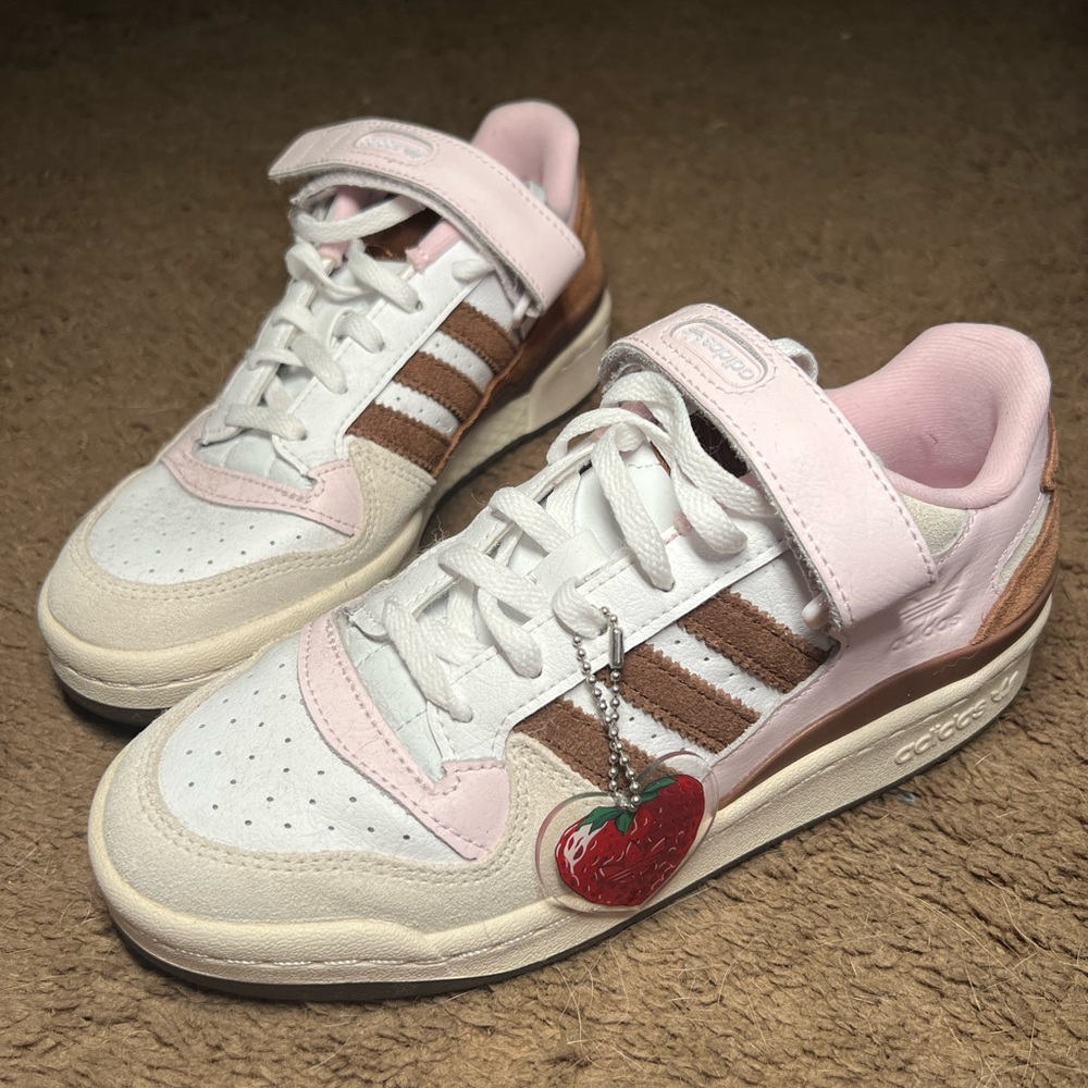 (WMNS) Adidas Originals FORUM Low 'Chocolate to My Strawberry'